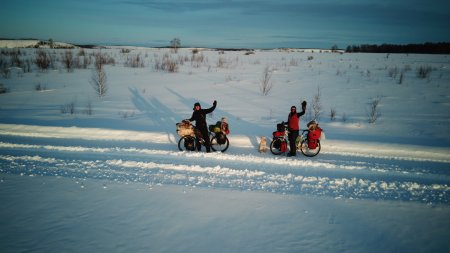 Не легкий путь по снежным дорогам Камчатки.