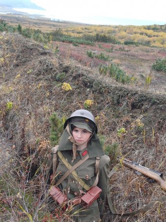 Студенты приняли участие в военно-исторической реконструкции "Курильский десант. Штурм высоты 171"