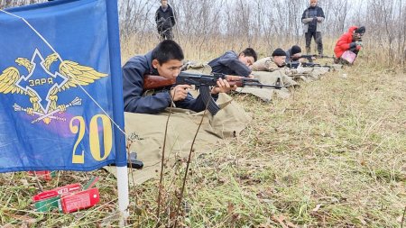 Студенты Паланского колледжа приняли участие в военно-спортивной игры "Осенние зори-2024"