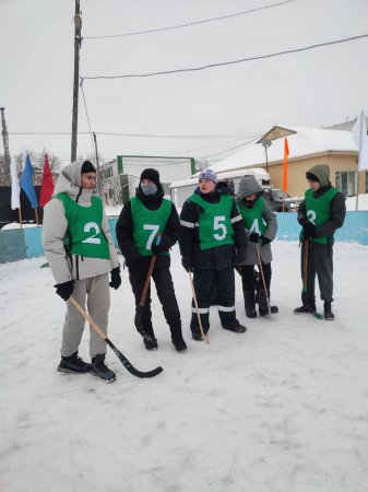 КГПОБУ "Паланский колледж" принял участие в игре по хоккею с мячом