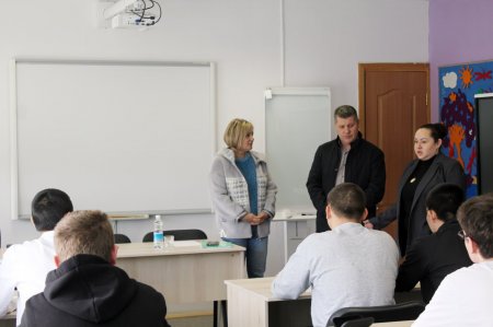 В колледже прошла встреча студентов с министром образования Камчатского края