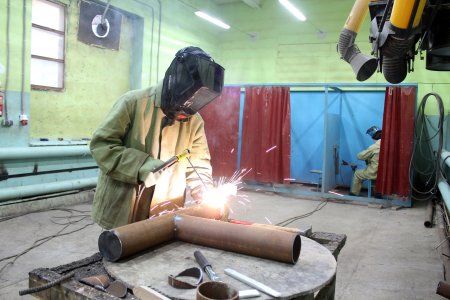 Ежегодно в последнюю пятницу мая в России отмечают День сварщика